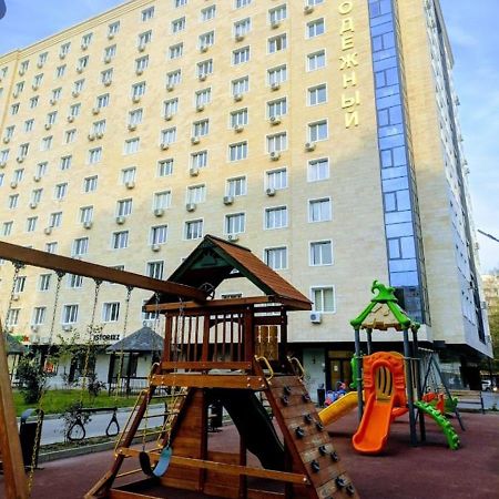 Апартаменты В Центре, В Новом Доме Almaty Chambre photo